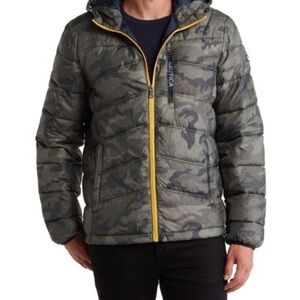Nautica Green Camouflage Water Resistant Hooded Puffer Jacket- Largw